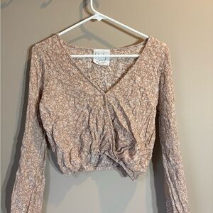 Sadie & Sage Blush Floral V-Neck Long Sleeve Crop Top